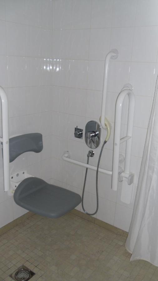 Отель Eyesleepover Аймут